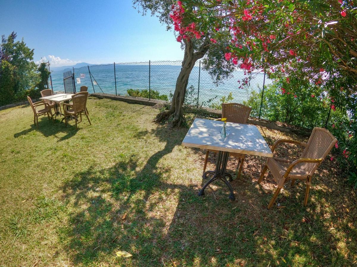 Sivinos Camping Boutique 마네르바 델 가르다 외부 사진