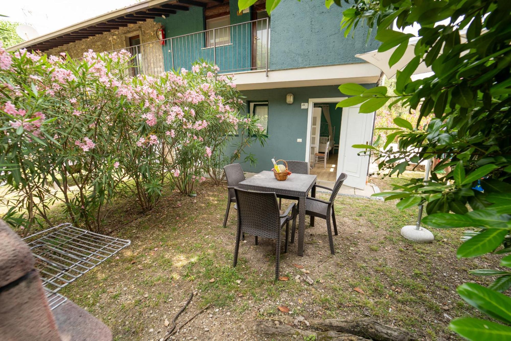 Sivinos Camping Boutique 마네르바 델 가르다 객실 사진