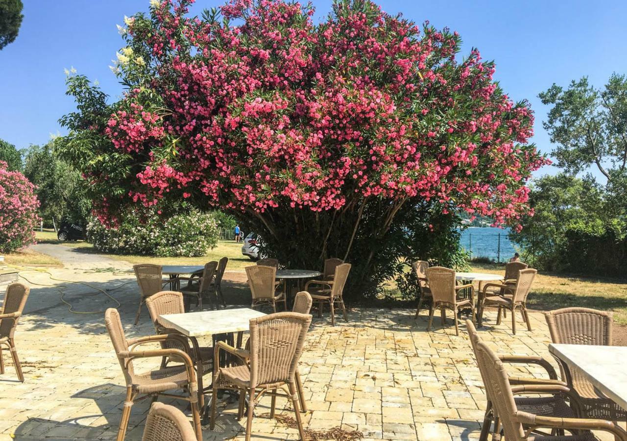 Sivinos Camping Boutique 마네르바 델 가르다 외부 사진